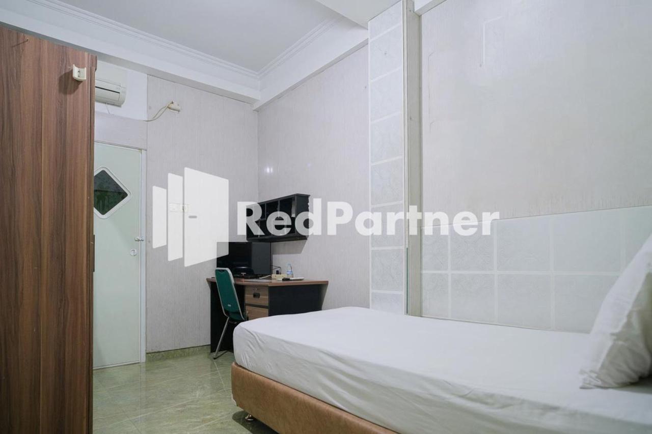 Pondok Hijau Syariah Mitra Reddoorz At Citraland Surabaja Zewnętrze zdjęcie