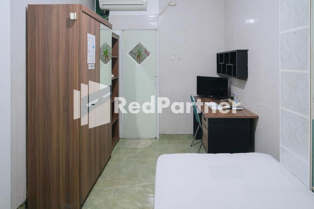 Pondok Hijau Syariah Mitra Reddoorz At Citraland Surabaja Zewnętrze zdjęcie